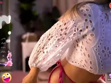 kellymathews on Chaturbate