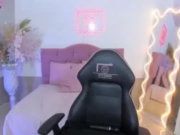 kendra_tay on Chaturbate