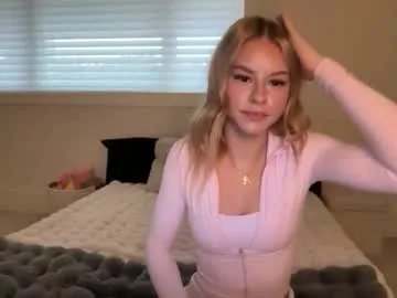 kenziesmithh on Chaturbate