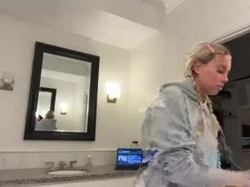 kenziesmithh on Chaturbate