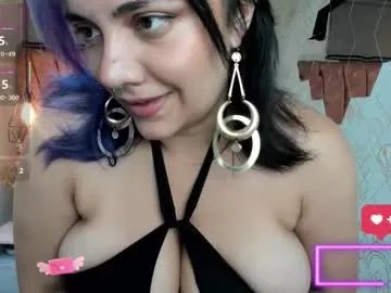 kiara_cruz__ on Chaturbate