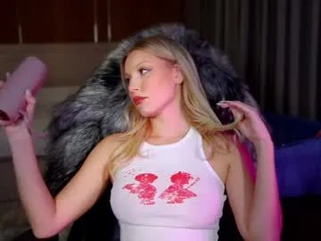 Freechat killer__tits on Chaturbate