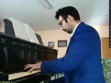 king7045 on Chaturbate