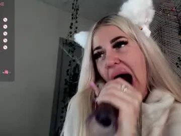 kiramagnolia — GOAL: take off my bra [58 tokens remaining] Welcome to my room! I'm a skinny blonde, let's get to know each other better?  #blonde #skinny #lovense #tattoo #squirt