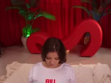 Freechat kittycaitlin on Chaturbate