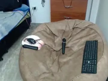 kratos_and_afrodita on Chaturbate