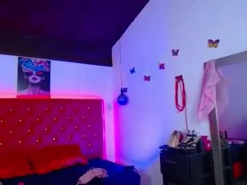 kriss_sweetboobs on Chaturbate