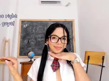 krissi_latore on Chaturbate