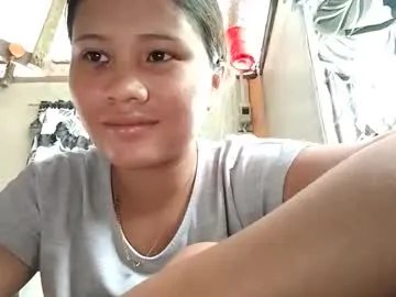 kyliexx98 on Chaturbate