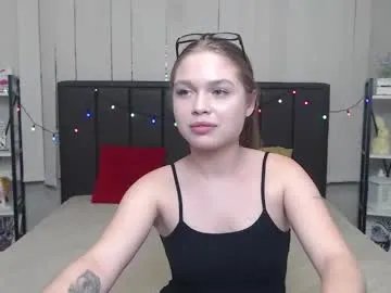 larapika on Chaturbate
