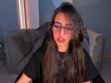 larisasmirnov on Chaturbate