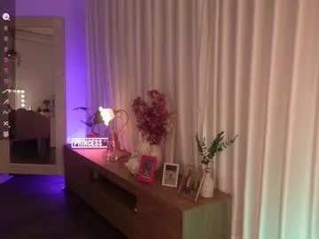 lau__1 on Chaturbate