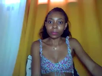 layannek on Chaturbate