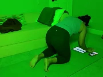 Freechat lealoha731 on Chaturbate