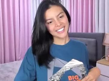 leighnaskarratsou on Chaturbate