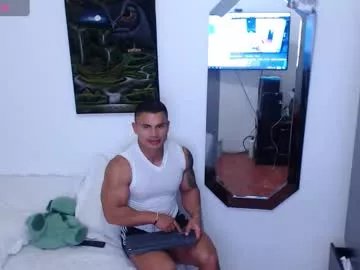 leo_muscleboy on Chaturbate