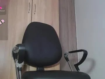 leonal_oconer on Chaturbate