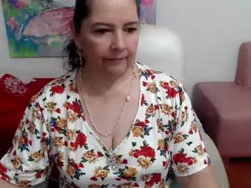 leonela_69 on Chaturbate