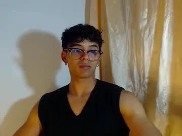 lewis_ly on Chaturbate