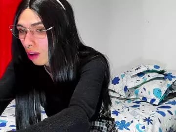 lia_hdz on Chaturbate