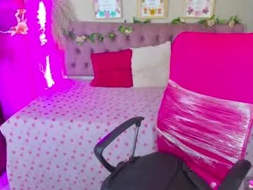 lia_keen on Chaturbate