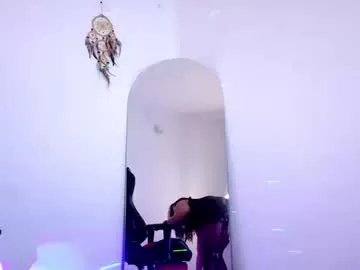 lia_tinez on Chaturbate