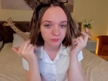 lindaa_bell on Chaturbate