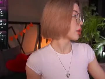 lindathacker on Chaturbate