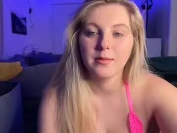 lindseyluxe on Chaturbate