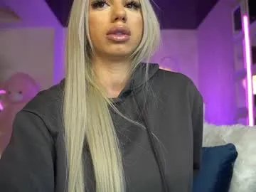 lisaakira — make me cum25/38/100/120/160/200 | #bigboobs #anal #squirt #smoke #dirty [777 tokens remaining]