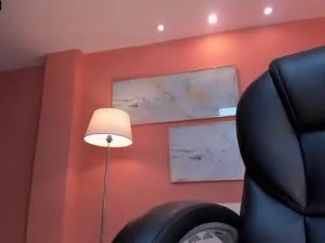 lisaflowersx on Chaturbate