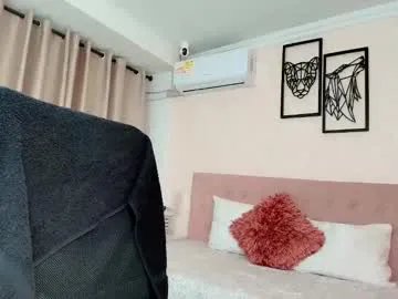 littlemolly_pregnant on Chaturbate