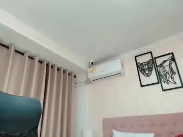 littlemolly_pregnant on Chaturbate