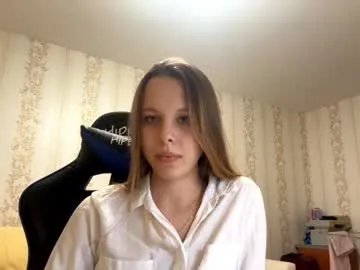 loisebatley — first day! goal: eye contact! [19 tokens remaining] i'm #18 #new #teen #shy #skinny