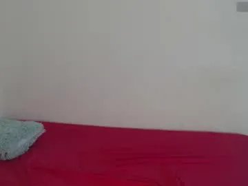 lola_sweeet18 on Chaturbate