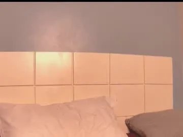 loraforreal on Chaturbate