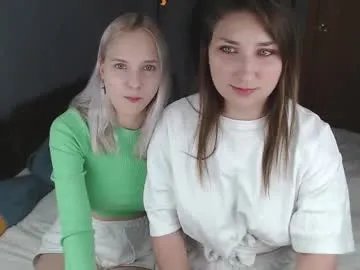 Freechat lovers613228 on Chaturbate