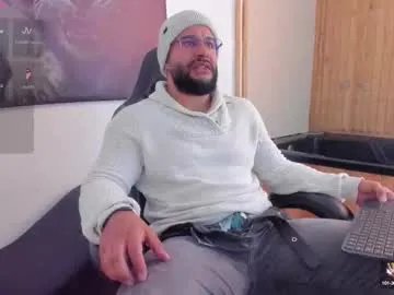 luke__09 on Chaturbate