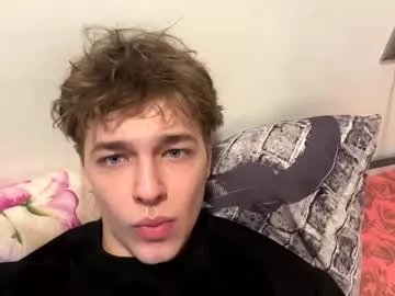 lukedesirable on Chaturbate