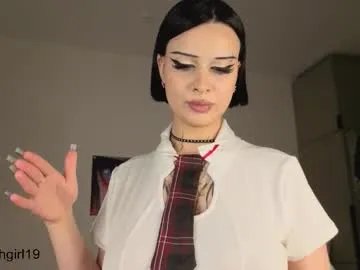 lunagothgirl on Chaturbate