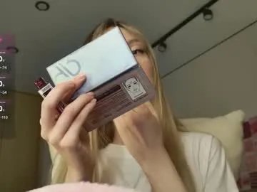 lunainnk on Chaturbate