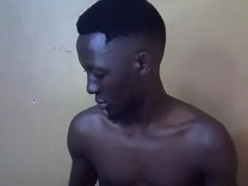 lunalove22_ on Chaturbate