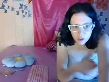 lunaquinn45 on Chaturbate