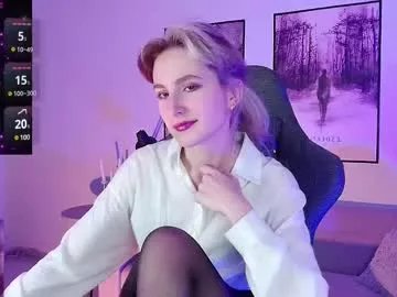 luxrayi on Chaturbate