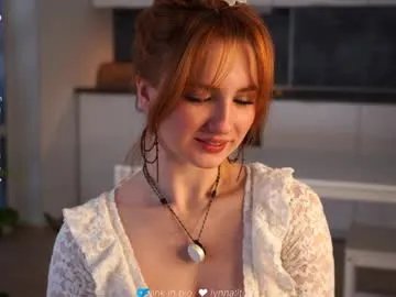 lynnalltop on Chaturbate