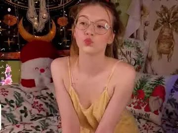 lyra_thenymph on Chaturbate