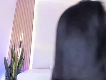 mackenzie_17 on Chaturbate