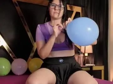 magiarias on Chaturbate