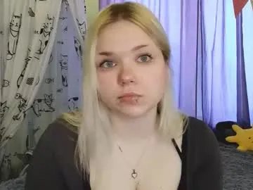 mairaspratlen — GOAL: bite and lick my lips Hey! My name is Karen, my first day here! #shy #new #18 #young #curvy [25 tokens remaining]