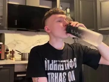 malcolm_yang on Chaturbate